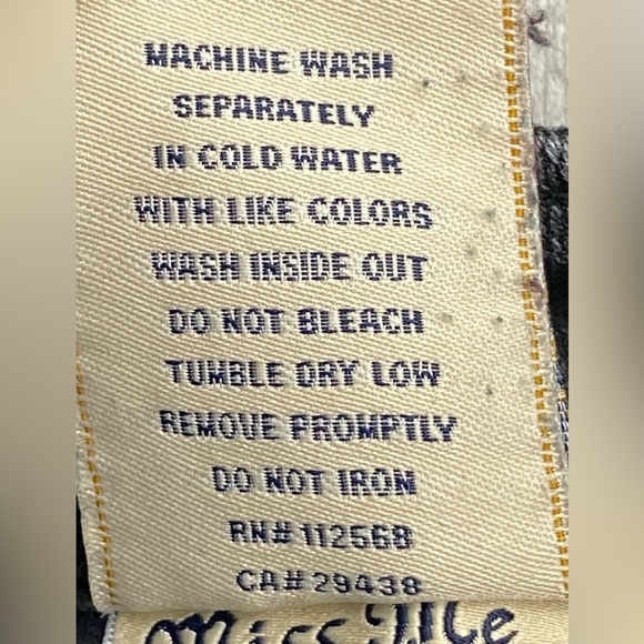 Miss Me black skinny jeans denim embellished cross design on back pockets Sz 27 - Picture 13 of 16